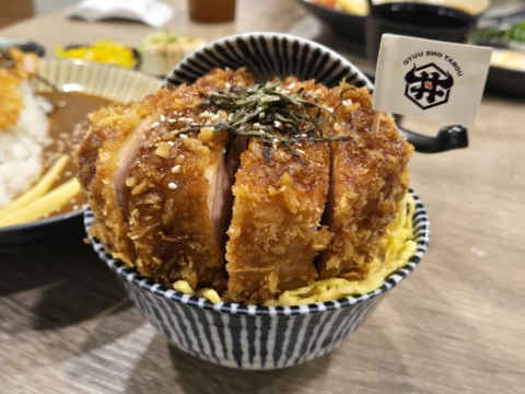 牛匠太郎